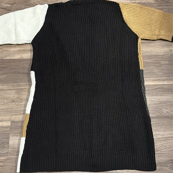 **NWOT** Fortune + Ivy Color Block Knit Sweater - Picture 4 of 6